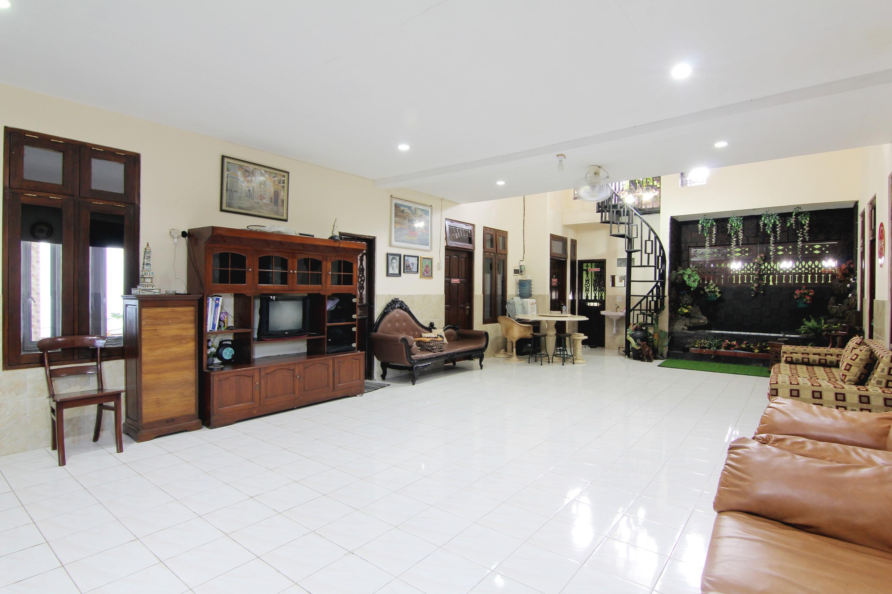 Wanderlust Homestay Yogyakarta Exterior foto